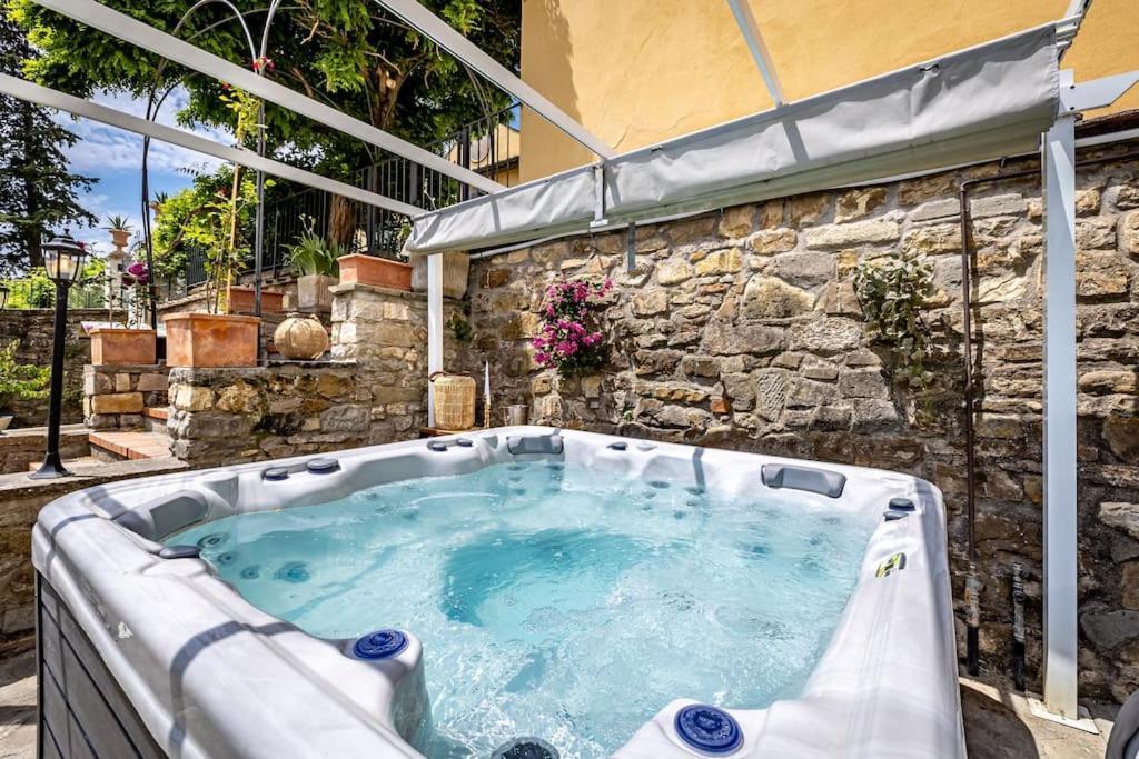 Luxury Limonaia With Jacuzzi Near Florence San Jacopo al Girone Buitenkant foto
